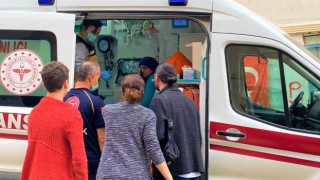 Bayram günü komşular birbirine girdi, anne ve oğlu yaralandı