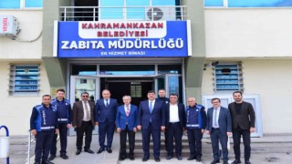 Bayram şekerleri ve bayram harçlıkları Başkan Oğuzdan