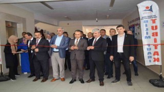 Besni ilçesinde TÜBİTAK 4006 bilim fuarı düzenlendi