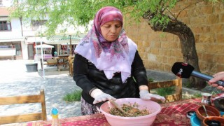 Beypazarının meşhur sarması ustasının elinden böyle yapılıyor