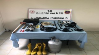 Bilecikte kaçak kazı operasyonunda 3 kişi gözaltına alındı