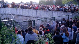 Binlerce kişi Kakava Hıdırellez Şenliğine gece saat 04.00te akın etti, gün ağarıncaya kadar eğlendi