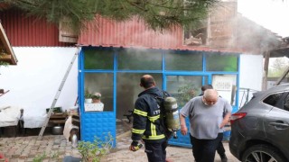 Boluda ev yangınında etkilenen 3 kişi hastaneye kaldırıldı