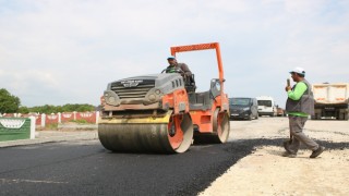 Bozulan ve deforme olan mezarlık yolu yenilendi