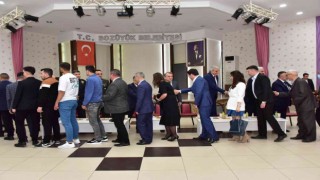Bozüyükte protokol ve vatandaşlar bayramlaştı