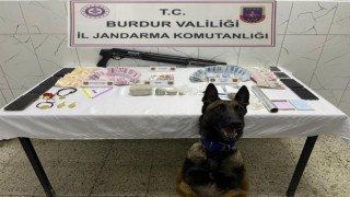 Burdurda uyuşturucu operasyonuna 2 tutuklama