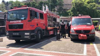 Bursada AVMdeki göçükte enkaz altında kalan kimse yok