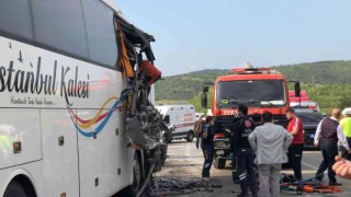 Bursada hafriyat kamyonu yolcu otobüsüne çarptı: 1 ölü 6 yaralı