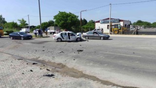 Bursada kaza yapan muhtar, kaza anını gösteren araç kamera kaydını hesabında paylaştı