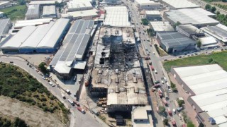 Bursada yalıtım malzemeleri üreten fabrika yangını tamamen söndürüldü