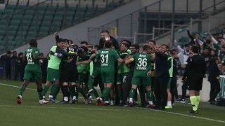 Bursaspor sahasında Ümraniyesporu konuk ediyor