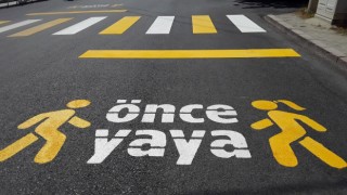 Büyükşehir trafikte yaya önceliğine dikkat çekiyor