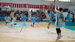 Çayırova Belediyesi Basketbol Takımı rakibini farklı yendi