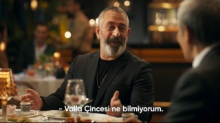 Cem Yılmazdan Çince yanıt
