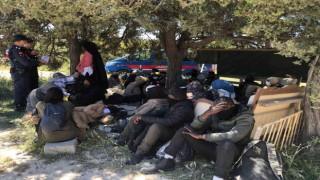 Çeşmede 35 düzensiz göçmen yakalandı