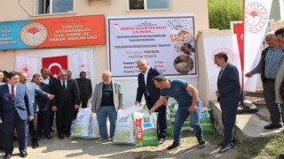 Çiftçilere tohum dağıtımı gerçekleştirildi