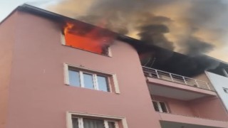 Cinnet geçiren adam evini böyle yaktı