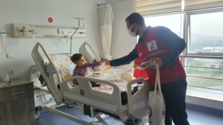 Çocukların yüzünü güldürmek için kolları sıvadılar
