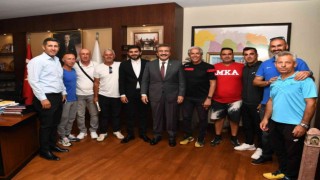 Çukurova Belediyesi, tenis eğitimlerine başlıyor