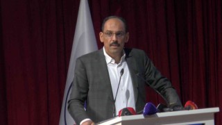 Cumhurbaşkanlığı Sözcüsü Kalın, Kayseride öğrencilerle buluştu