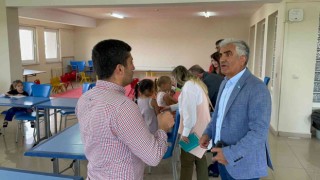 DATÜB heyeti, Kırklarelinde Ukrayna savaşından kurtarılan Ahıska Türklerini ziyaret etti