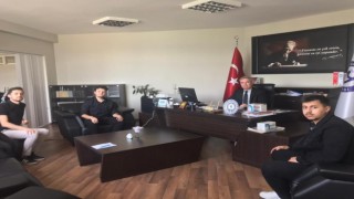 Dekan Akkoyun, öğrencilerle değerlendirmelerde bulundu