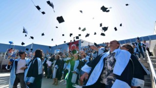Didim Meslek Yüksekokulu mezunlarını uğurladı