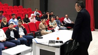 Domaniç Hayme Ana MYOda kariyer fırsatları anlatıldı