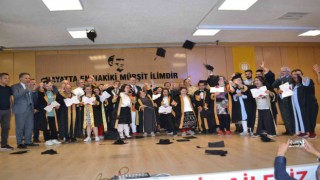 Down sendromlu bireylerin diploma heyecanı