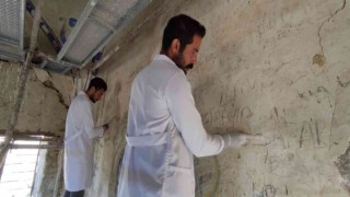 Duvarları argo sözcüklerle kirletilen 300 yıllık Macar Camii koruma altına alındı