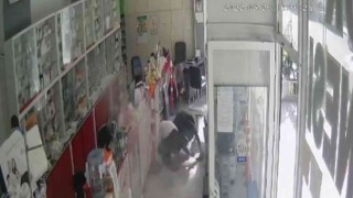Eczaneye silahlı saldırının yeni görüntüleri ortaya çıktı