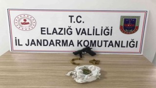 Elazığda ruhsatsız tabanca ele geçirildi: 1 gözaltı