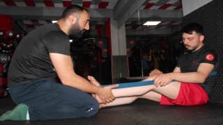 Engelini sporla aşan genç hayata tutundu