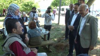 Engelli vatandaşlar Çatalcadaki piknikte gönüllerince eğlendi
