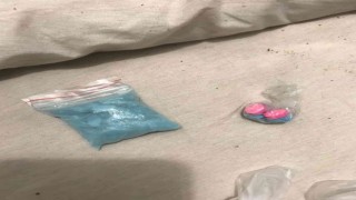 Esenyurtta lüks siteye düzenlenen baskında çok sayıda uyuşturucu madde ele geçirildi