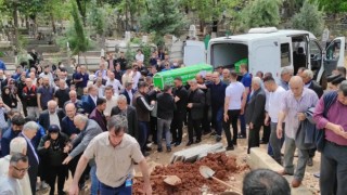 Eşini silahla yaraladıktan sonra intihar doktorun cenazesi defnedildi