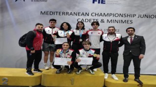 Eskrimciler, Akdeniz Şampiyonasında 4 madalya kazandı