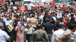 Evlat nöbetinin 1000inci gününde 10 bin kişiyle yürüyüş