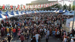 Festival gibi kan bağış kampanyası