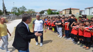 Feyyaz Uçara Kırkağaçta sevgi seli