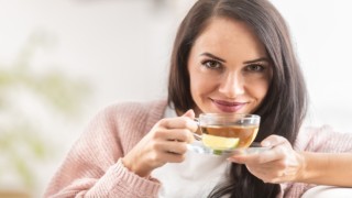 Fincanla gelen sağlık: Yeşil çay
