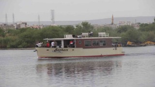 Fırat Nehrinin eşsiz güzelliği tekne turu ile gezildi