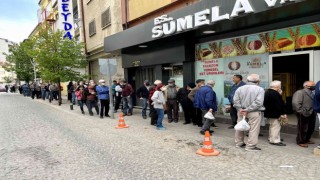 Fırınlarda arife yoğunluğu
