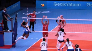 FIVB Milletler Ligi: Türkiye: 3 - İtalya: 0