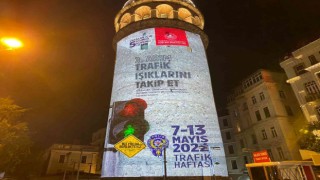 Galata Kulesinde Trafik Haftasının kapanışına özel ışıklı gösteri