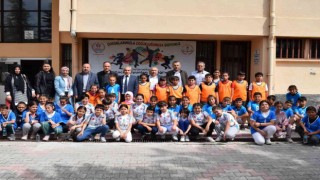 Geleneksel çocuk oyunları şenliği başladı