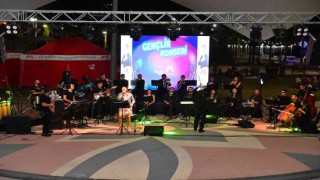 Gençler, Gençlik Konserinde Kent Orkestrası ile coştu