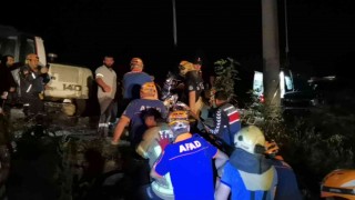 Göçük altında kalan işçi 8 saat sonunda kurtarıldı
