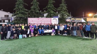 Gölcük Belediyesi 21. Geleneksel Futbol Şöleninde şampiyon belli oldu