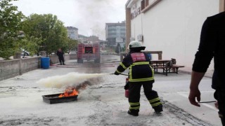 Gönüllü kadınlara “Yangın Güvenliği ve Yangına Müdahale Teknikleri “ eğitimi verildi